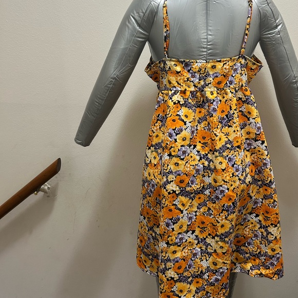 Never worn - Picture 2 of 2